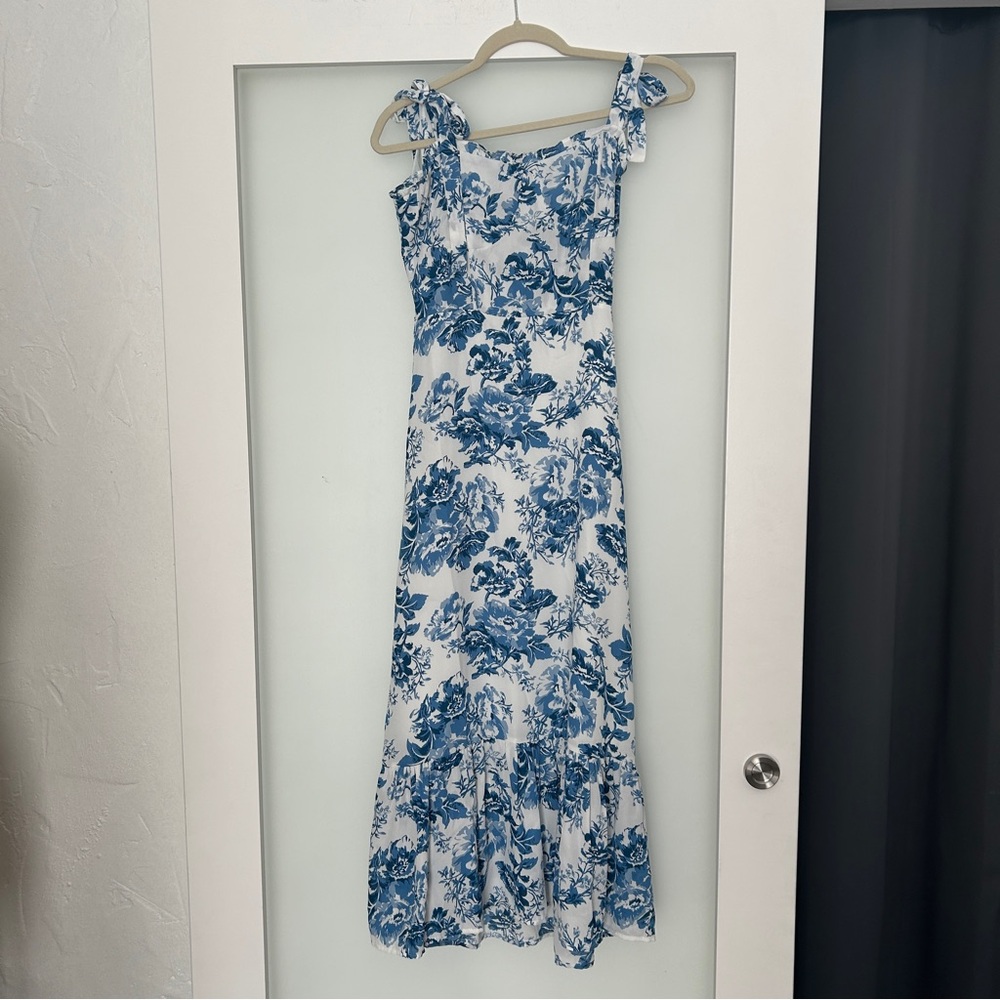 NEW Reformation Nikita Midi Dress in Olympia print blue white floral 6 - Picture 5 of 9